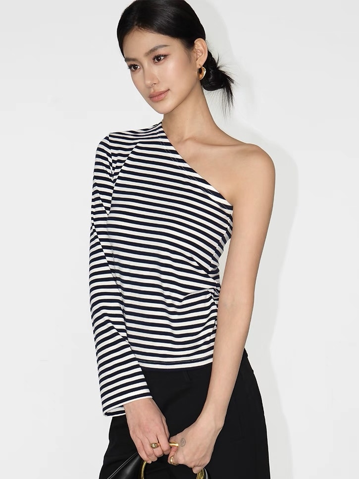 One Shoulder Top 1