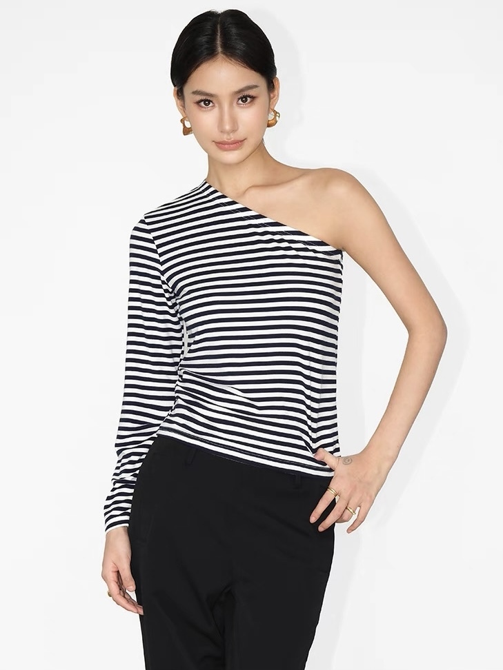 One Shoulder Top 1