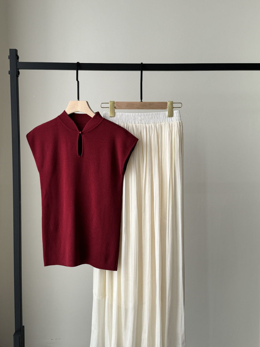 Yi Zhi Oriental Collar Knit Top-The Black Bow-