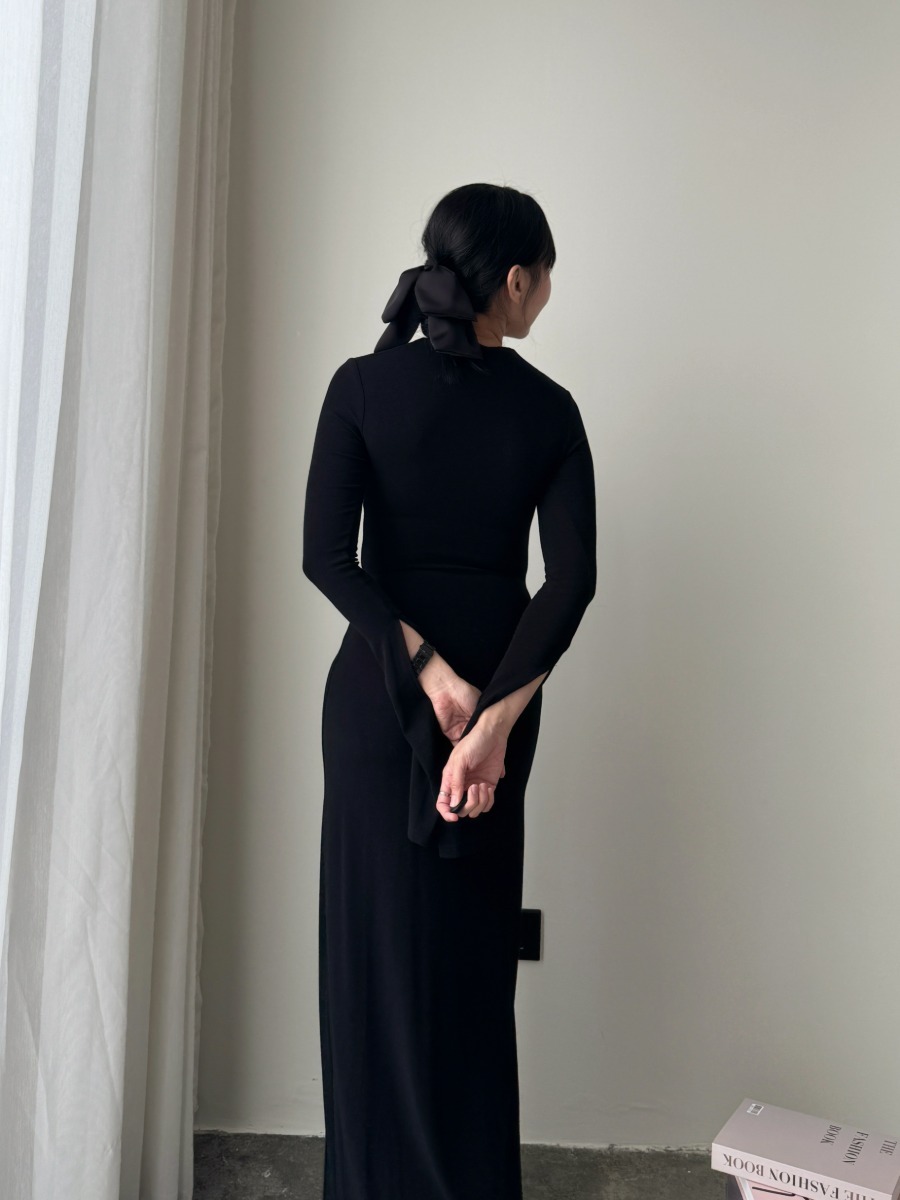 Zaaya Two Way Round Neck/ High Neck Padded Knit Dress