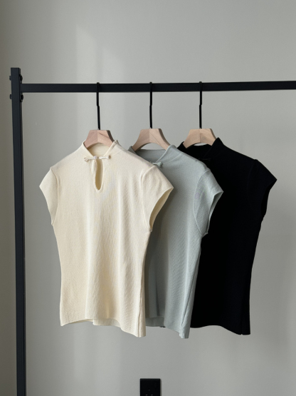 Zhi Qiu Oriental Knit Top with Pankou-The Black Bow-