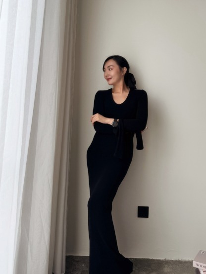  Zaaya Two Way Round Neck/ High Neck Padded Knit Dress