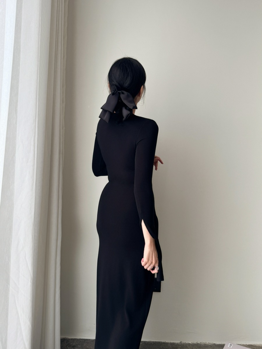 Zaaya Two Way Round Neck/ High Neck Padded Knit Dress