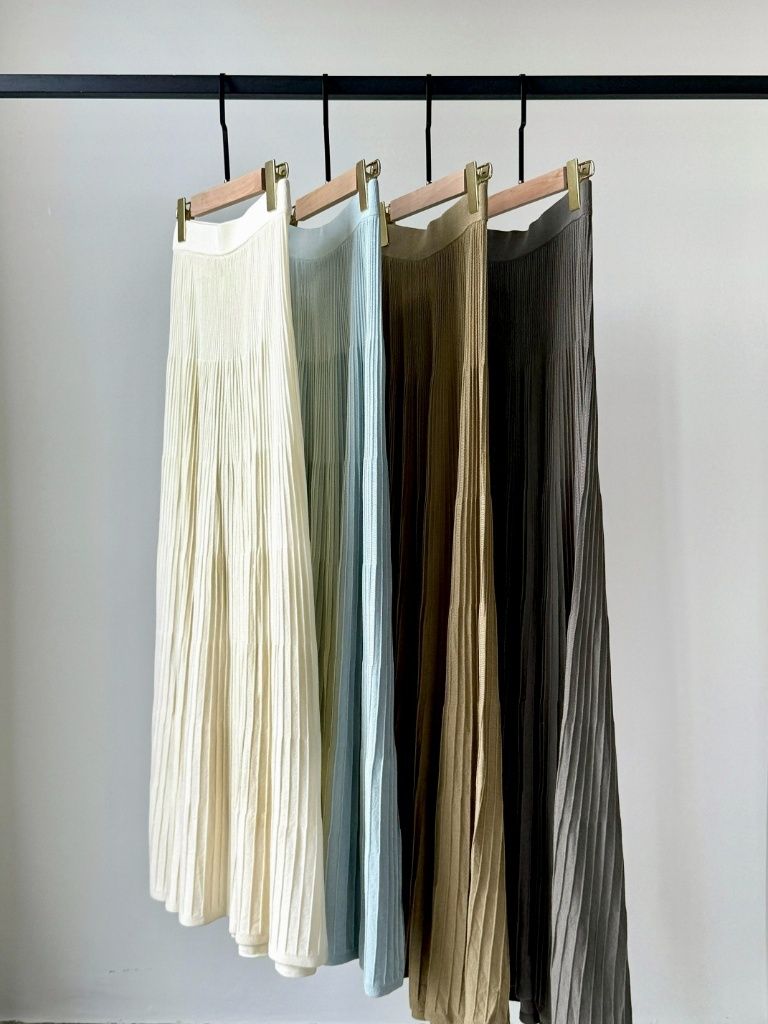 Emma Pleated Maxi Skirt