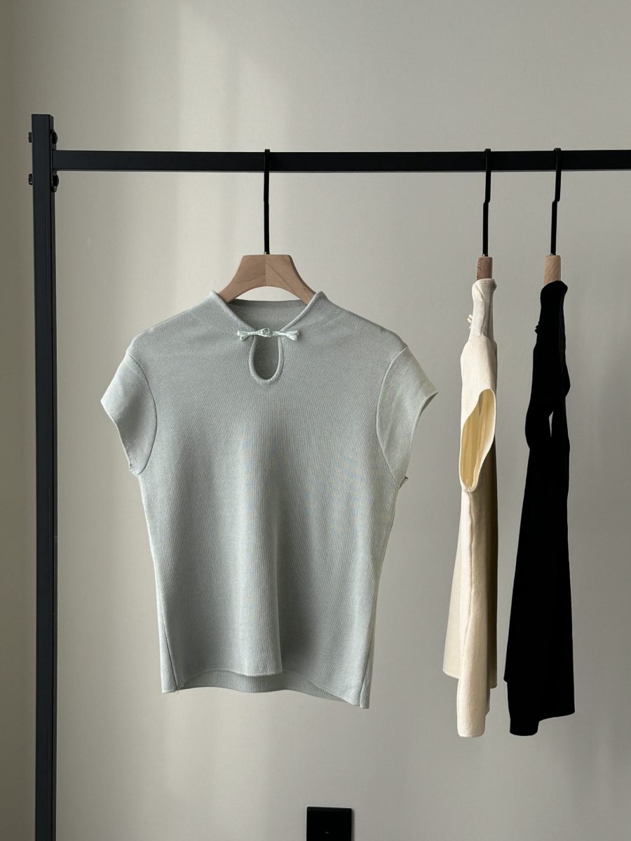 Zhi Qiu Oriental Knit Top with Pankou-The Black Bow-