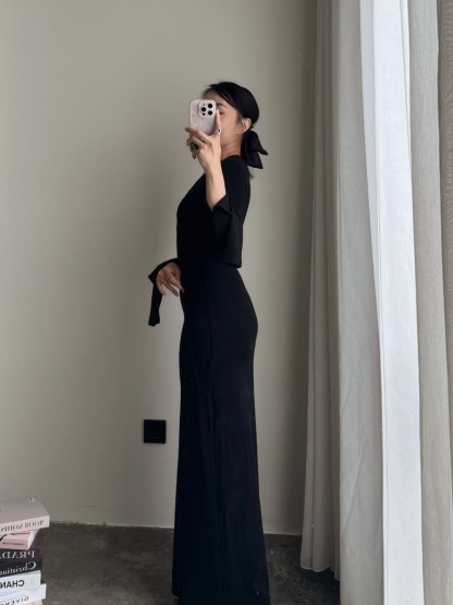 Zaaya Two Way Round Neck/ High Neck Padded Knit Dress