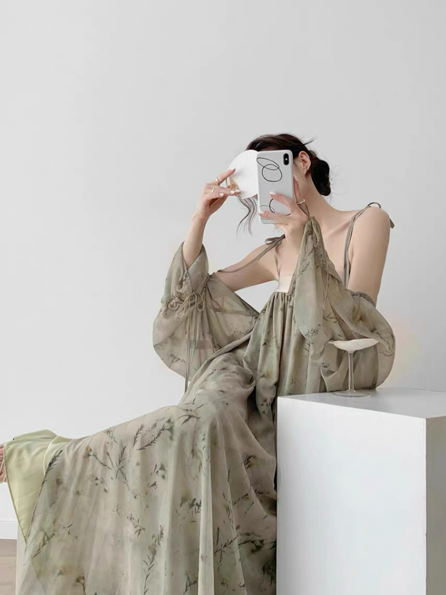 Xi Er Oriental Shoulder Tie Dress with Cardigan-The Black Bow-