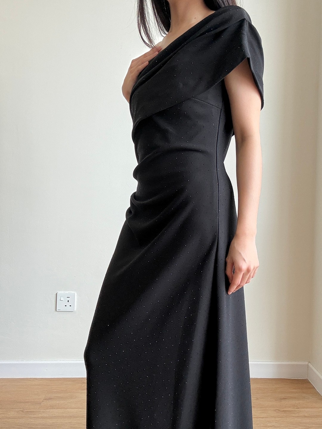 Fandekka Asymmetric Shoulder Dinner Dress