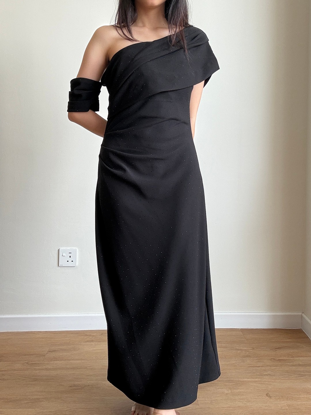 Fandekka Asymmetric Shoulder Dinner Dress