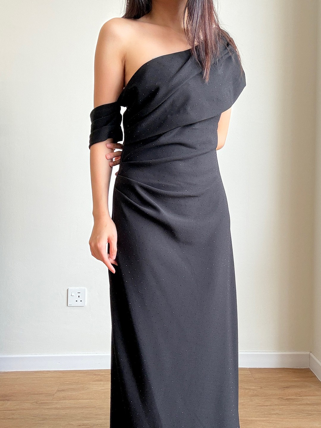 Fandekka Asymmetric Shoulder Dinner Dress
