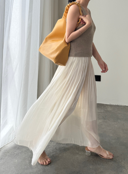 Yun Er Flowy Wide Leg Pants-The Black Bow-