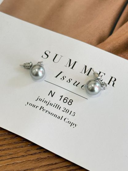 Seo-Ah Pearl Ear Studs (POS)
