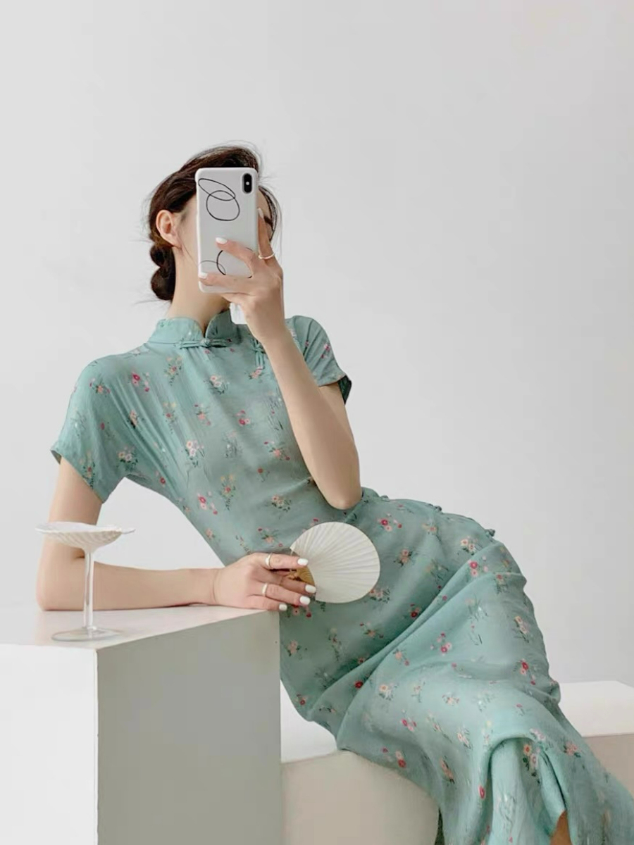 Xi Pan Floral Cheongsam-The Black Bow-
