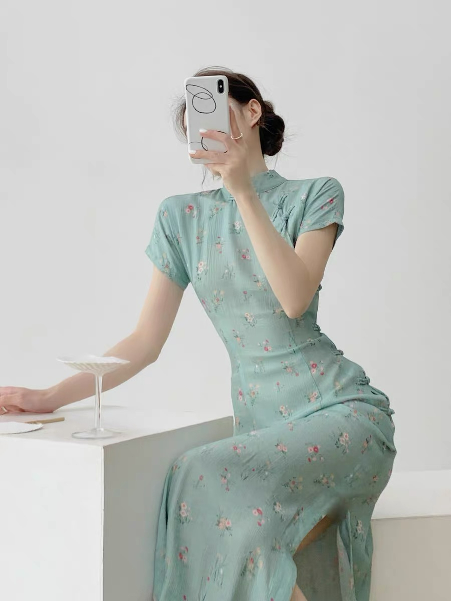 Xi Pan Floral Cheongsam-The Black Bow-