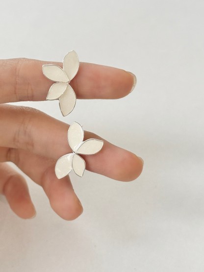 Ga-Eul Petal Stud Earrings