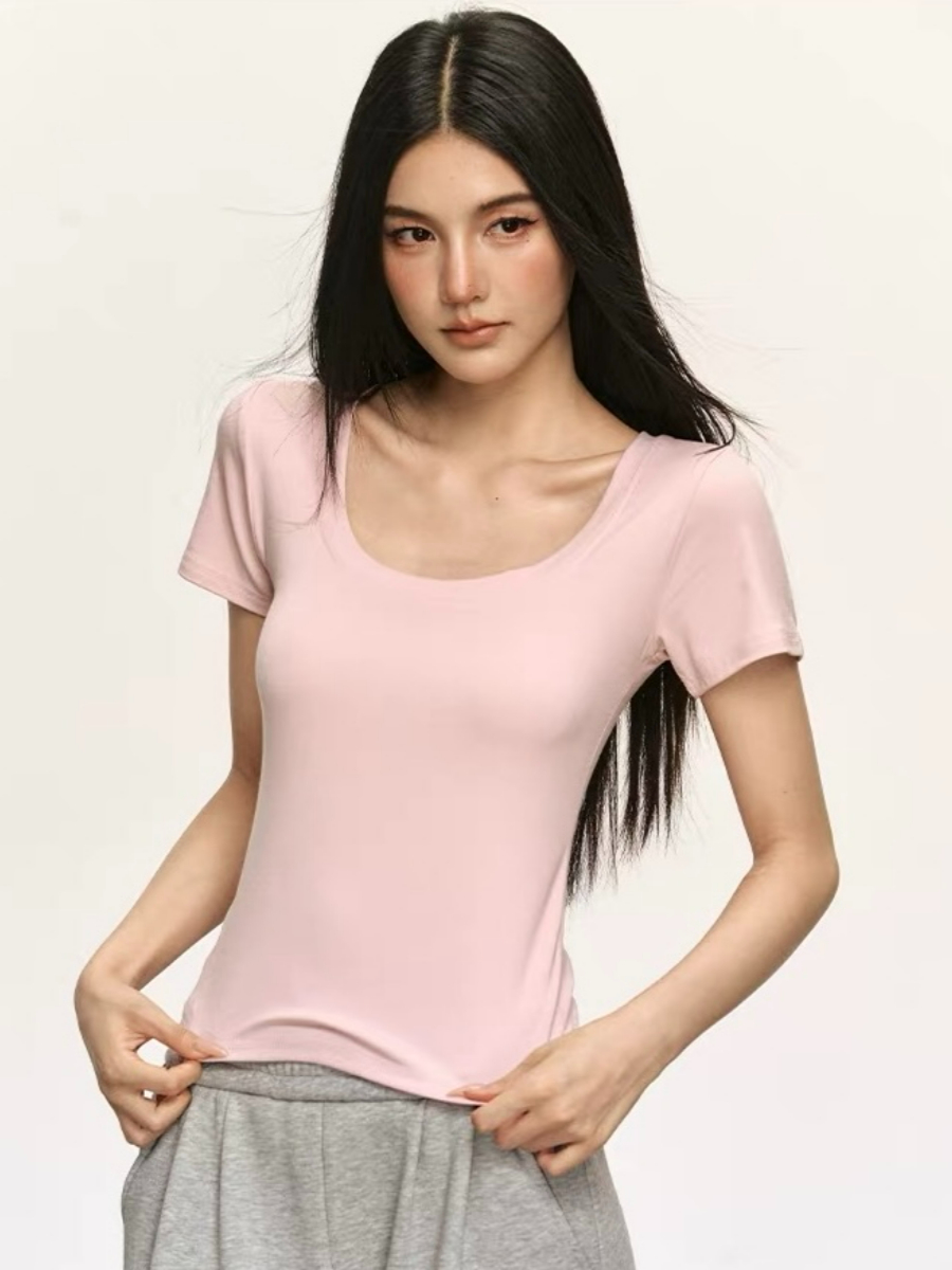 Ondrea Basic Tee