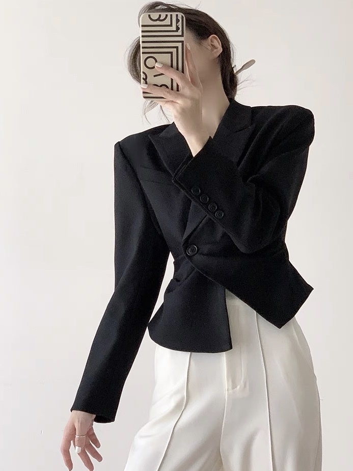 Nolan Single Button Blazer