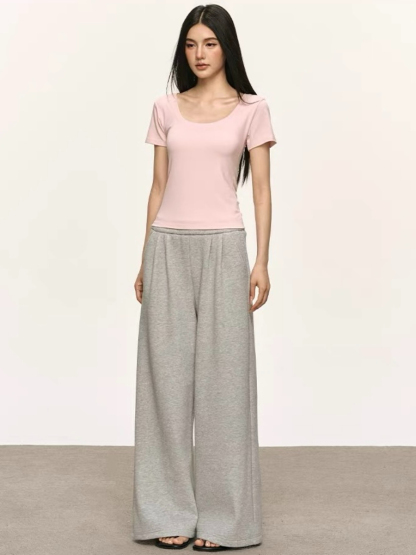 Ondrea Basic Tee