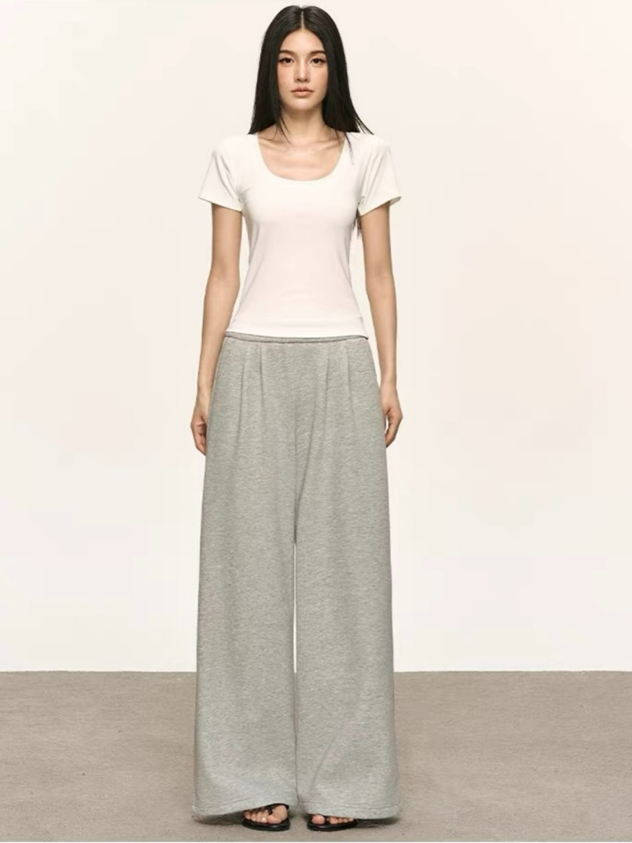 Ondrea Basic Tee