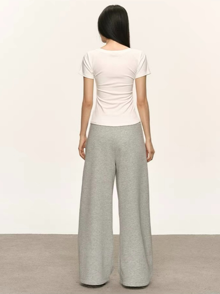 Ondrea Basic Tee