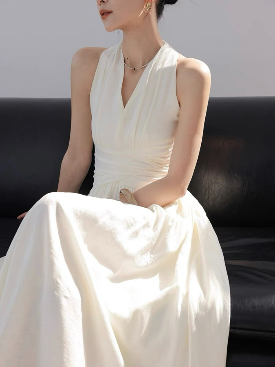 Xenna Halter Neck Maxi Dress