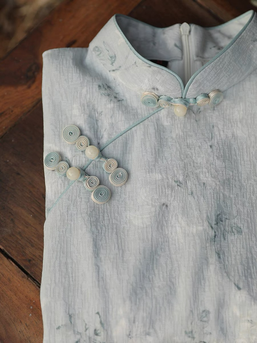 Ya Bo Floral Cheongsam-The Black Bow-