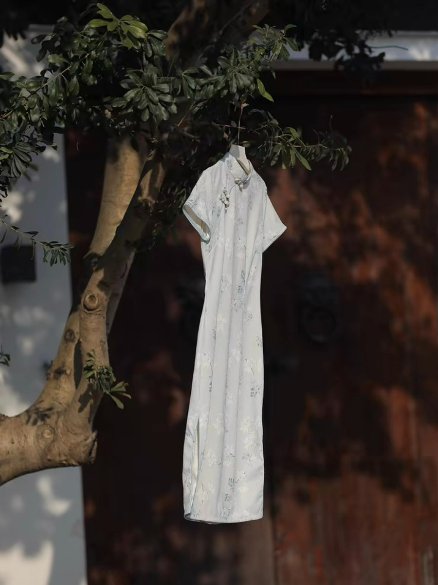 Ya Bo Floral Cheongsam-The Black Bow-