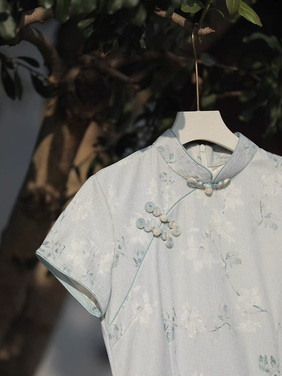 Ya Bo Floral Cheongsam-The Black Bow-