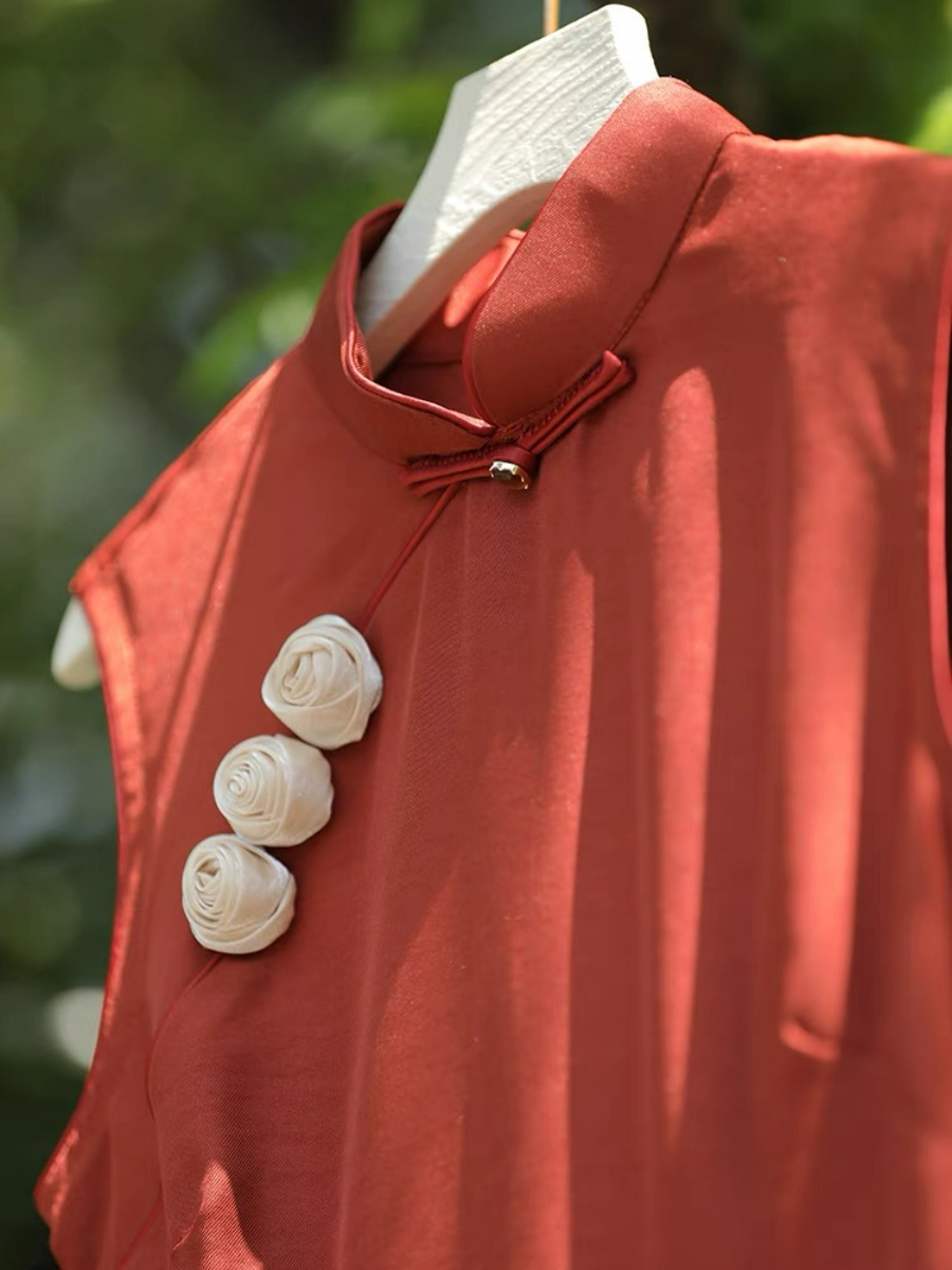 Ya Hong Sleeveless Cheongsam-The Black Bow-