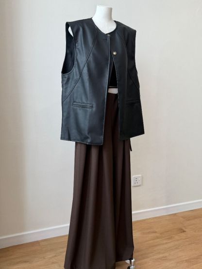 Vicenzo Faux Leather Sleeveless jacket