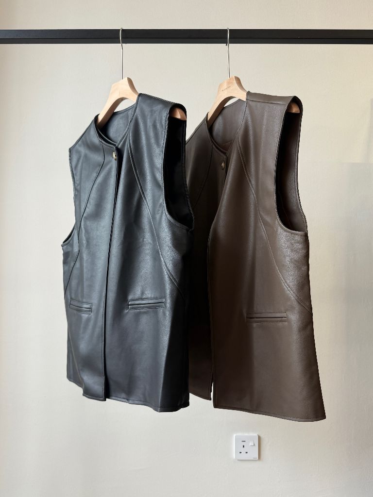 Vicenzo Faux Leather Sleeveless jacket