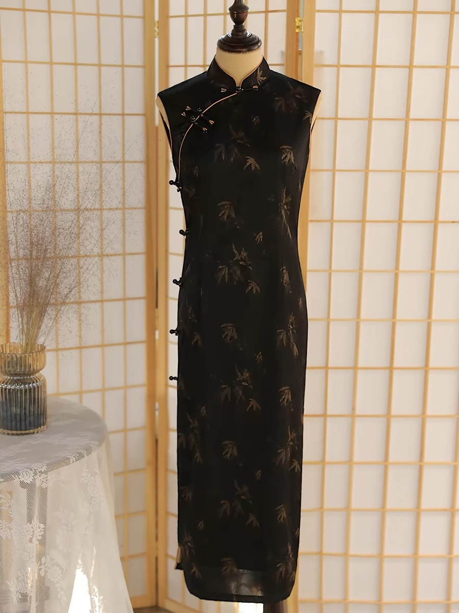 Ya Zhu Bamboo Jacquard Cheongsam-The Black Bow-