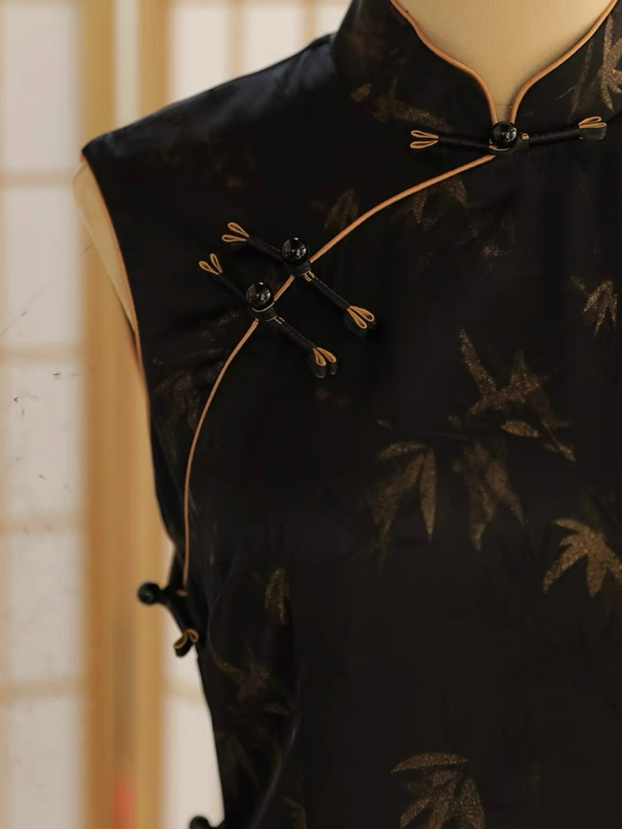 Ya Zhu Bamboo Jacquard Cheongsam-The Black Bow-