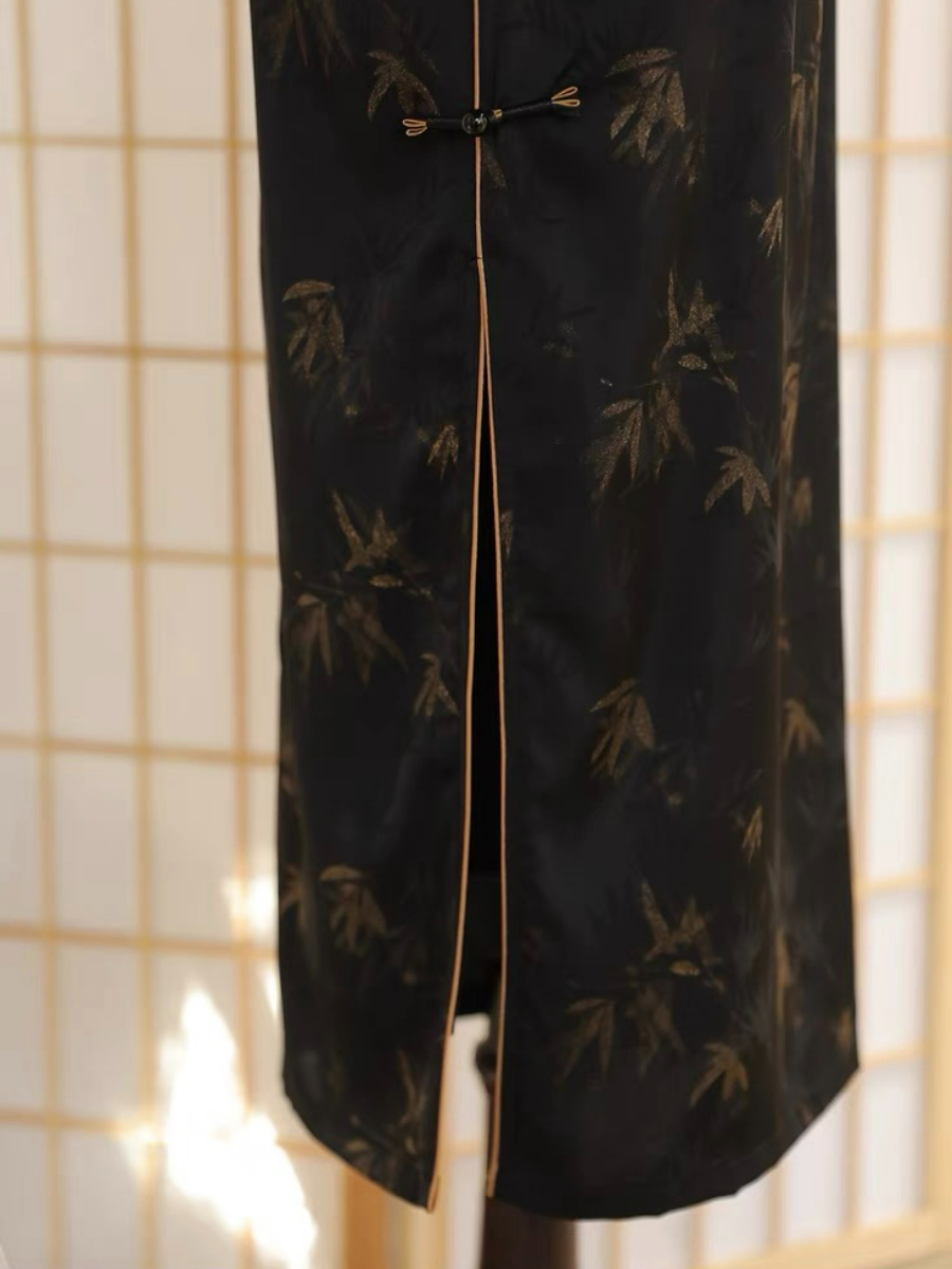 Ya Zhu Bamboo Jacquard Cheongsam-The Black Bow-