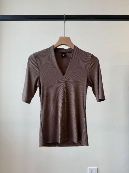 Katalynn Mid Sleeve V-Neck Knit Top