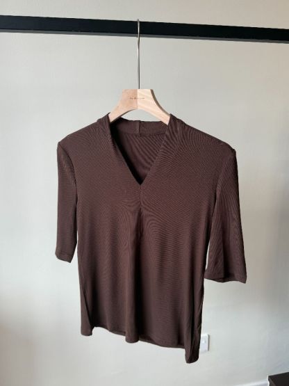 Katalynn Mid Sleeve V-Neck Knit Top