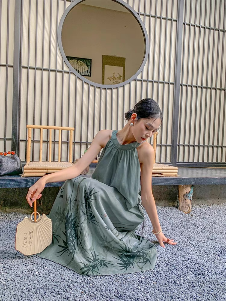 Xin Ci Halter Neck Bamboo Printing Dress