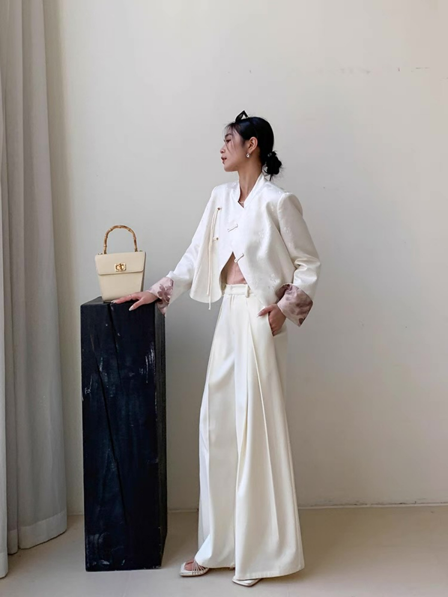 Xin Di Oriental Outwear