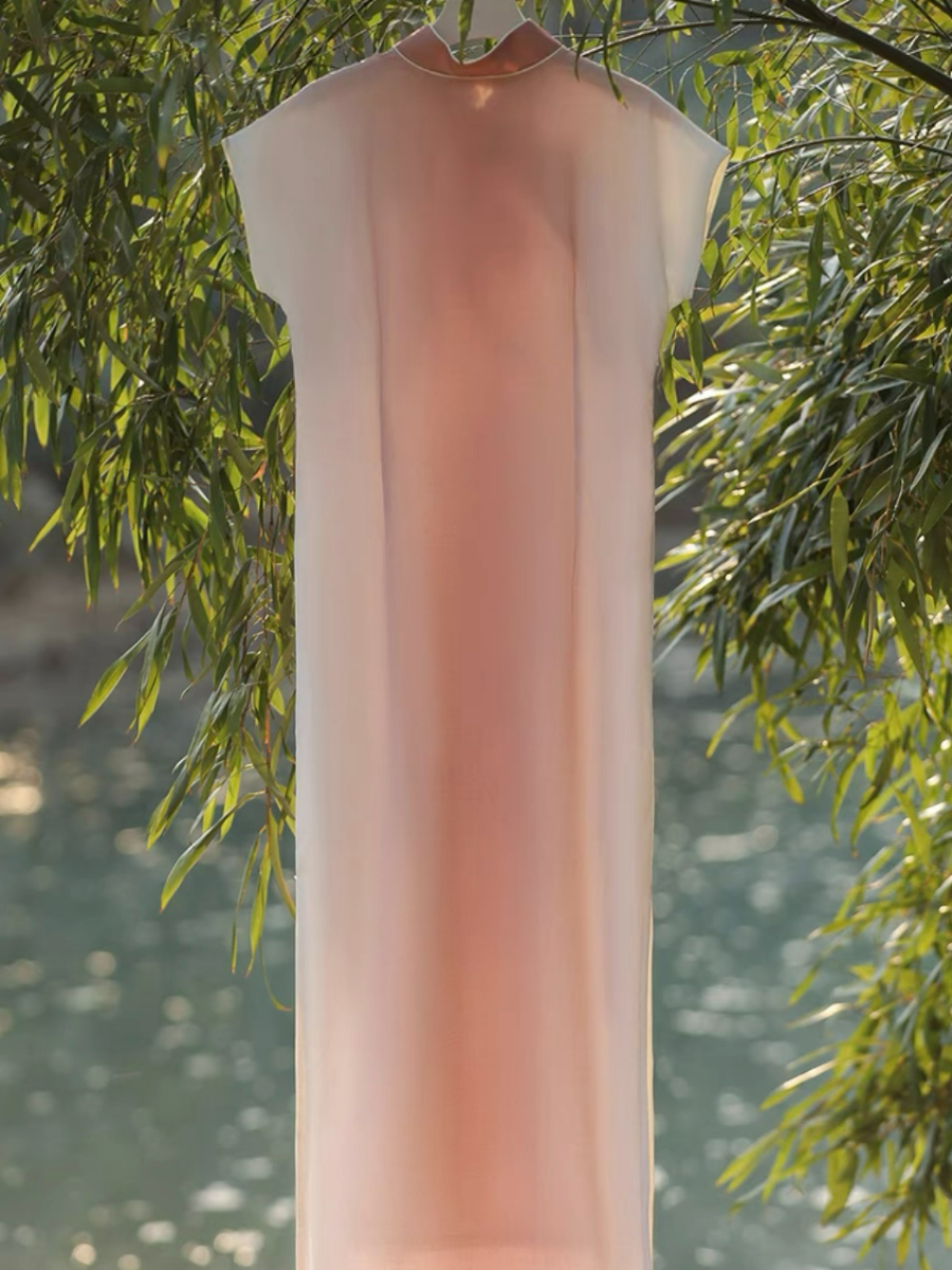 Ya Fen Cap Sleeve Cheongsam-The Black Bow-