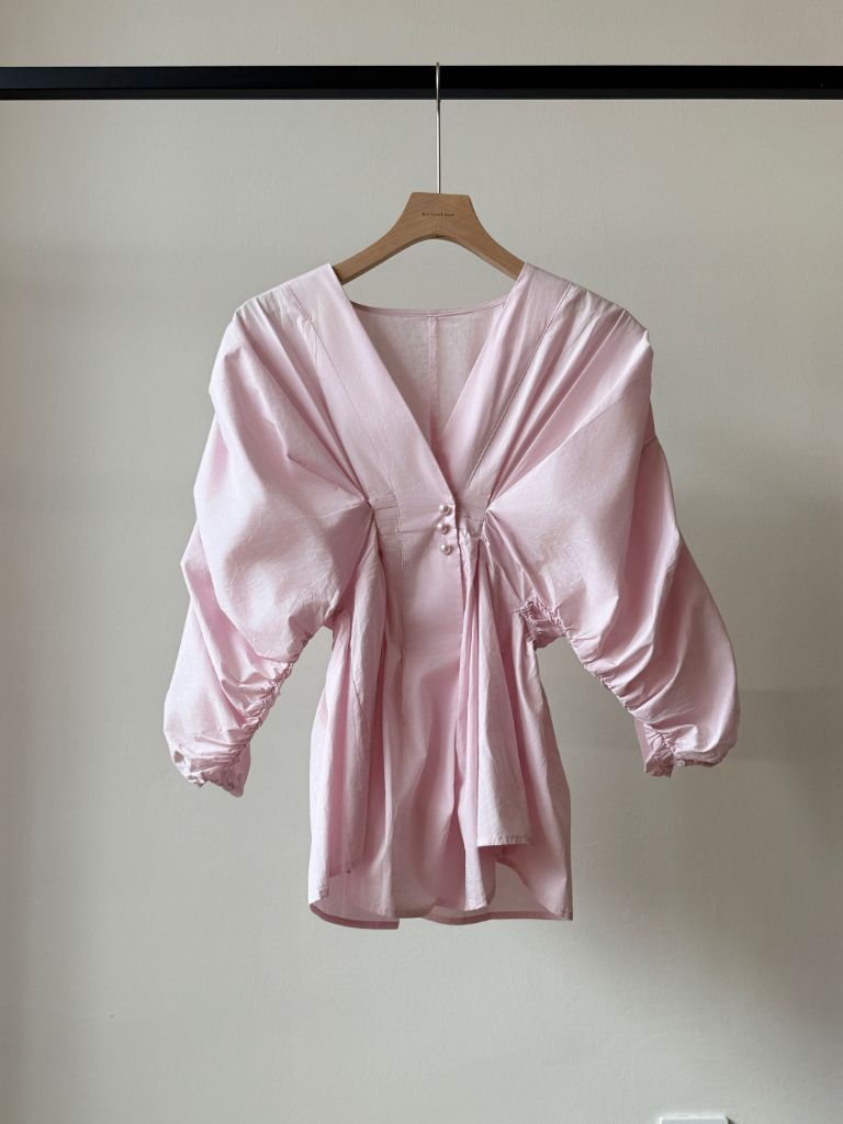 Vienna V Collar Ruched Top