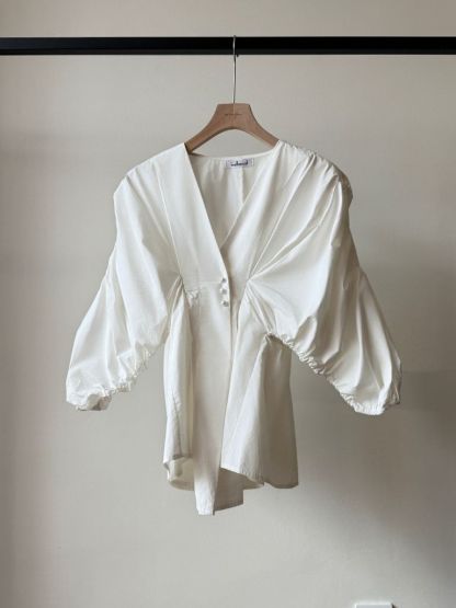 Vienna V Collar Ruched Top