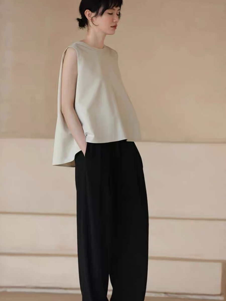 Hallie Flowy Cap Top