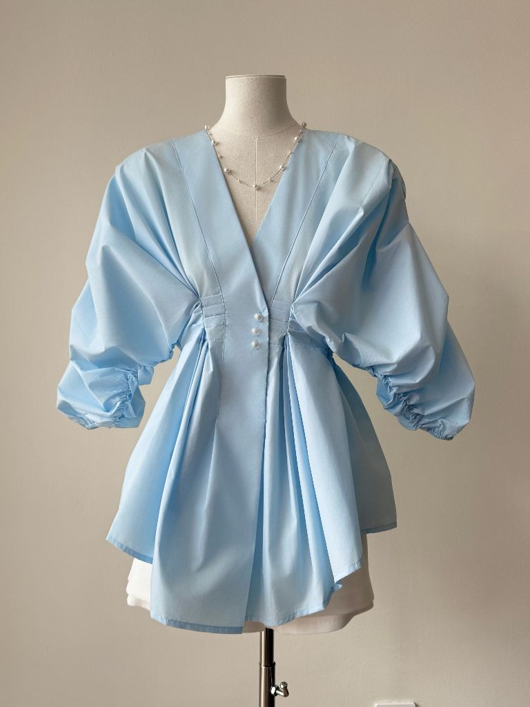 Vienna V Collar Ruched Top