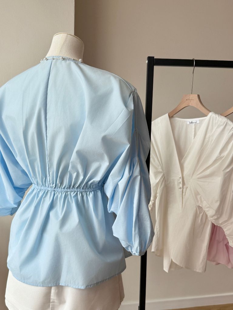 Vienna V Collar Ruched Top