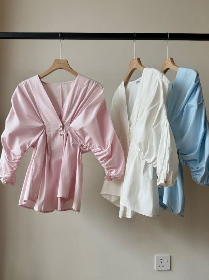 Vienna V Collar Ruched Top