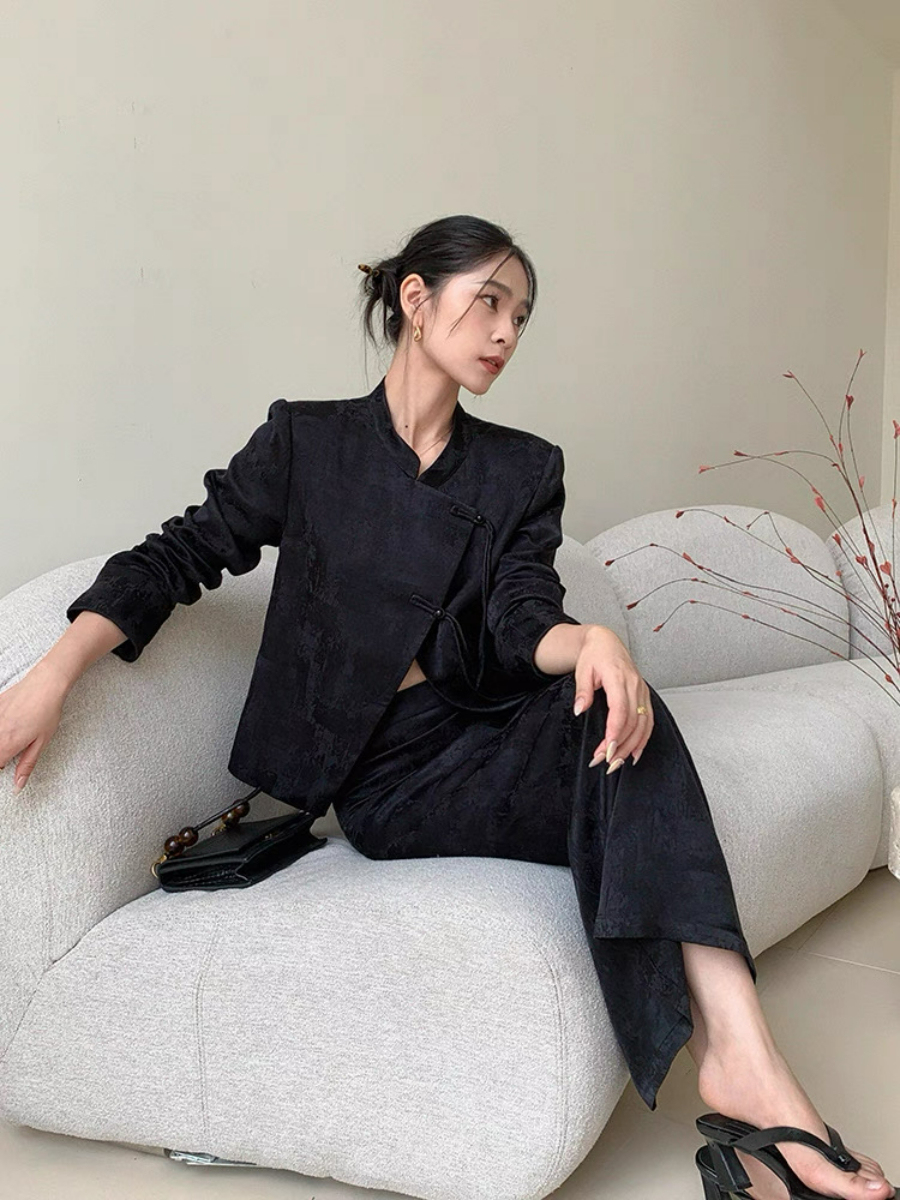 Xin Ee Oriental Outwear & Skirt