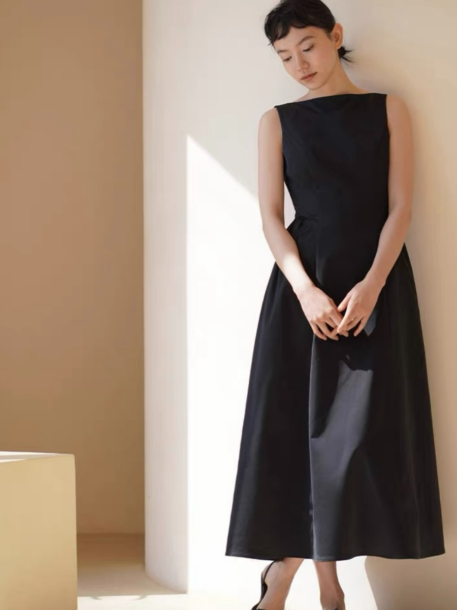 Heidi Boat Neck Hepburn Dress