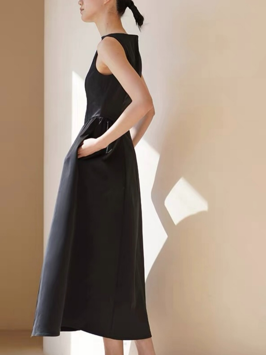 Heidi Boat Neck Hepburn Dress