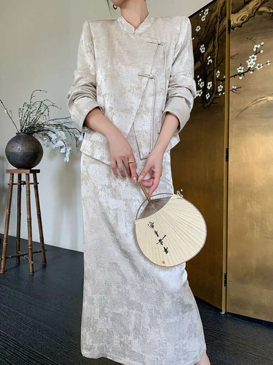 Xin Ee Oriental Outwear & Skirt