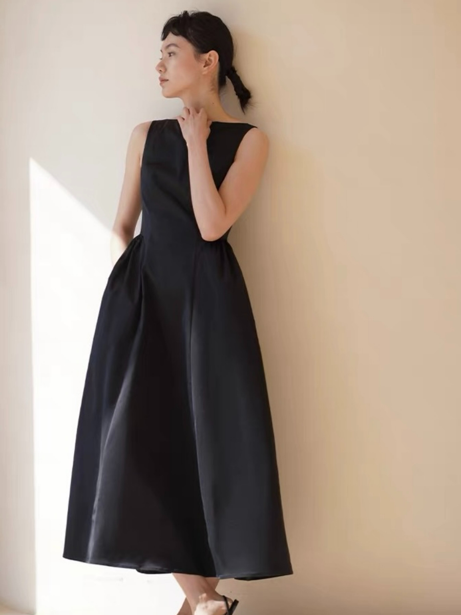 Heidi Boat Neck Hepburn Dress